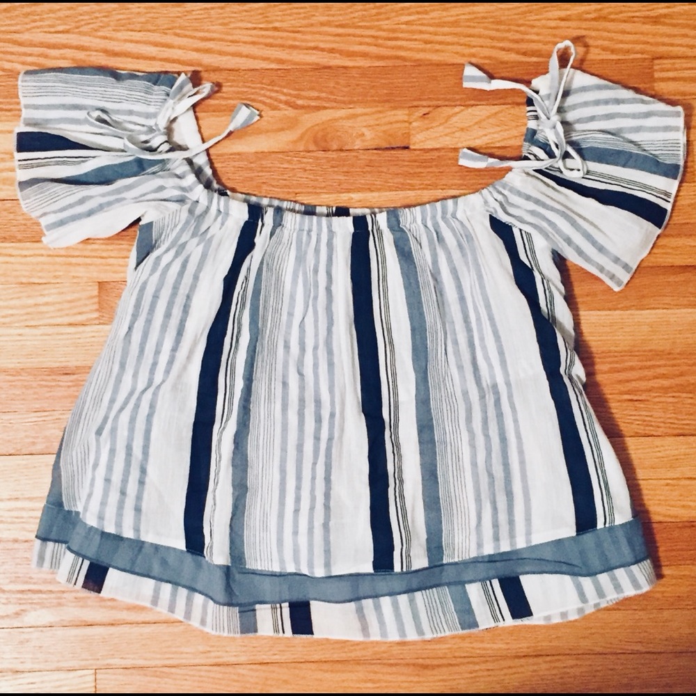 CLASSIC STRIPED OFF THE SHOULDER GAUZE TOP